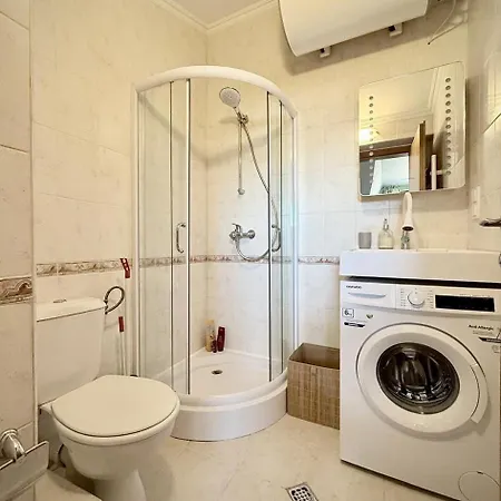 شقة Elephant رازلوغ